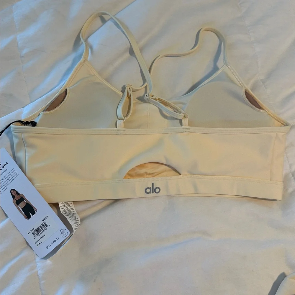 French vanilla aka (candle light yellow) ALO Pleated Skirt and Airlift Bra set